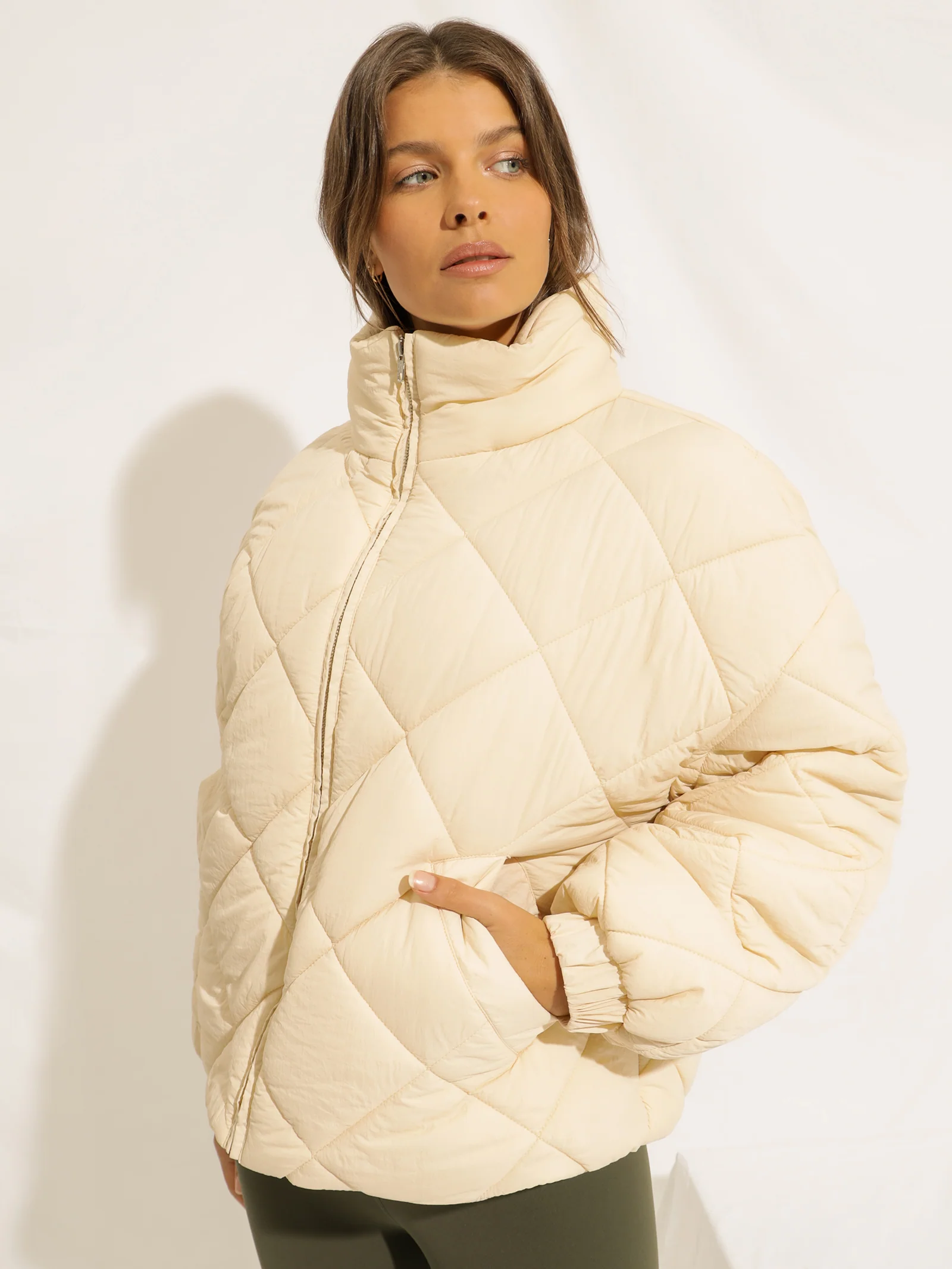 Asha Puffer Jacket - Image 3