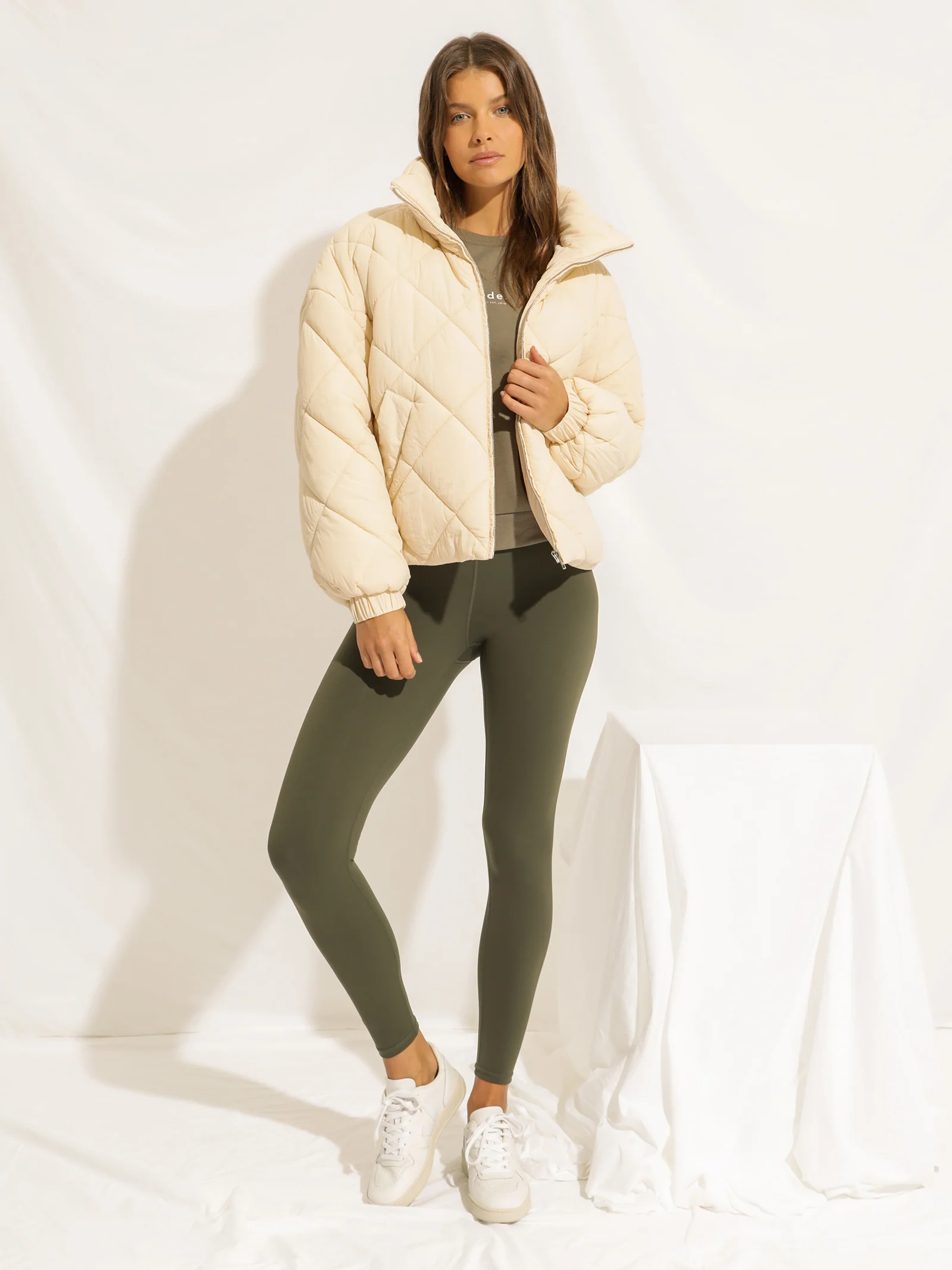 Asha Puffer Jacket - Image 4